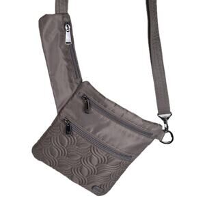 Lug Skipper Crossbody Bag RFID Quilted Purse Taupe Brn Adjustable Casual Travel